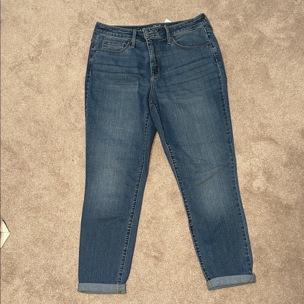 Universal Thread Dark Blue Ankle Jeans